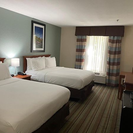 Holiday Inn Express & Suites Salamanca, An Ihg Hotel エクステリア 写真