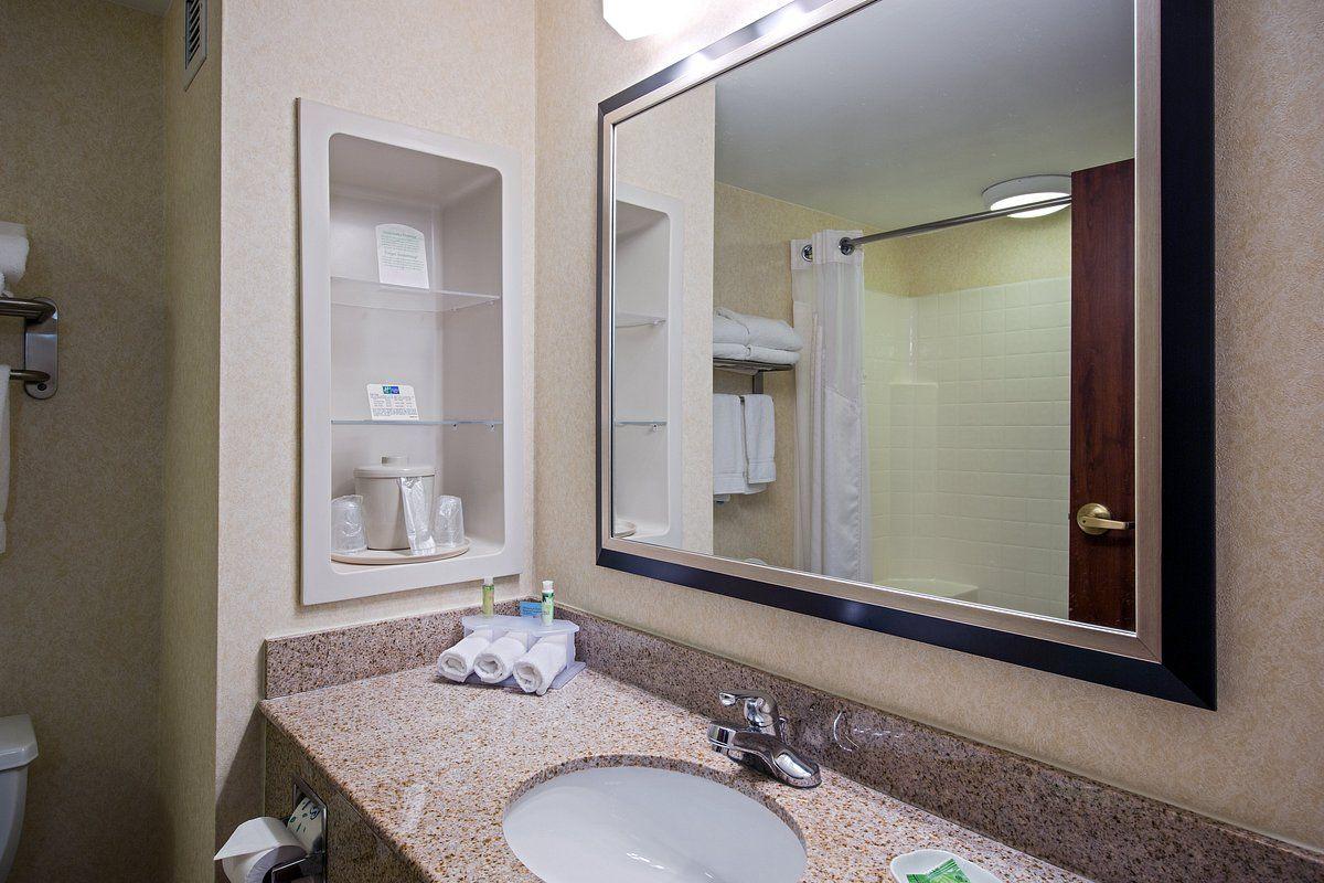 Holiday Inn Express & Suites Salamanca, An Ihg Hotel エクステリア 写真