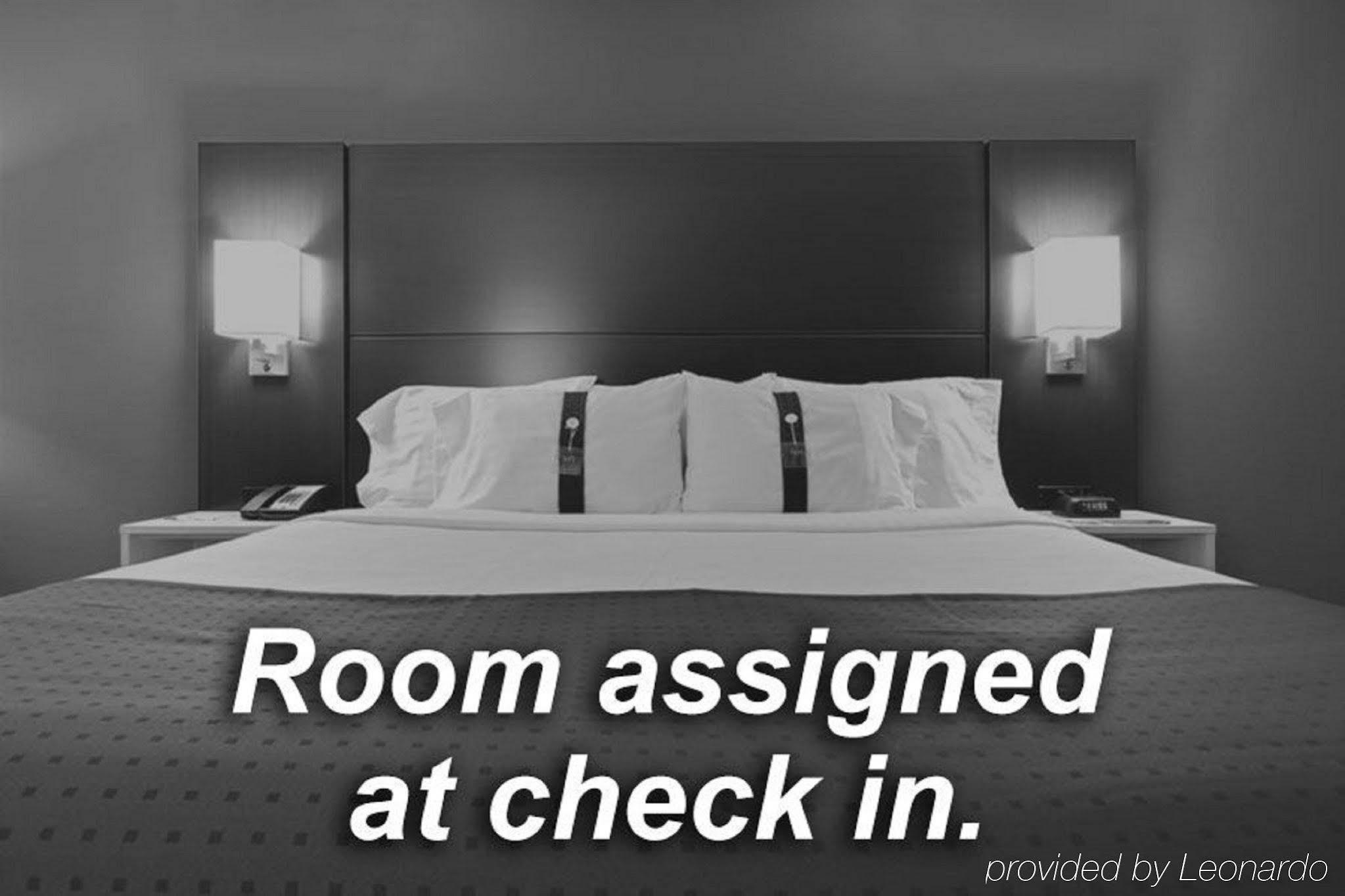 Holiday Inn Express & Suites Salamanca, An Ihg Hotel エクステリア 写真