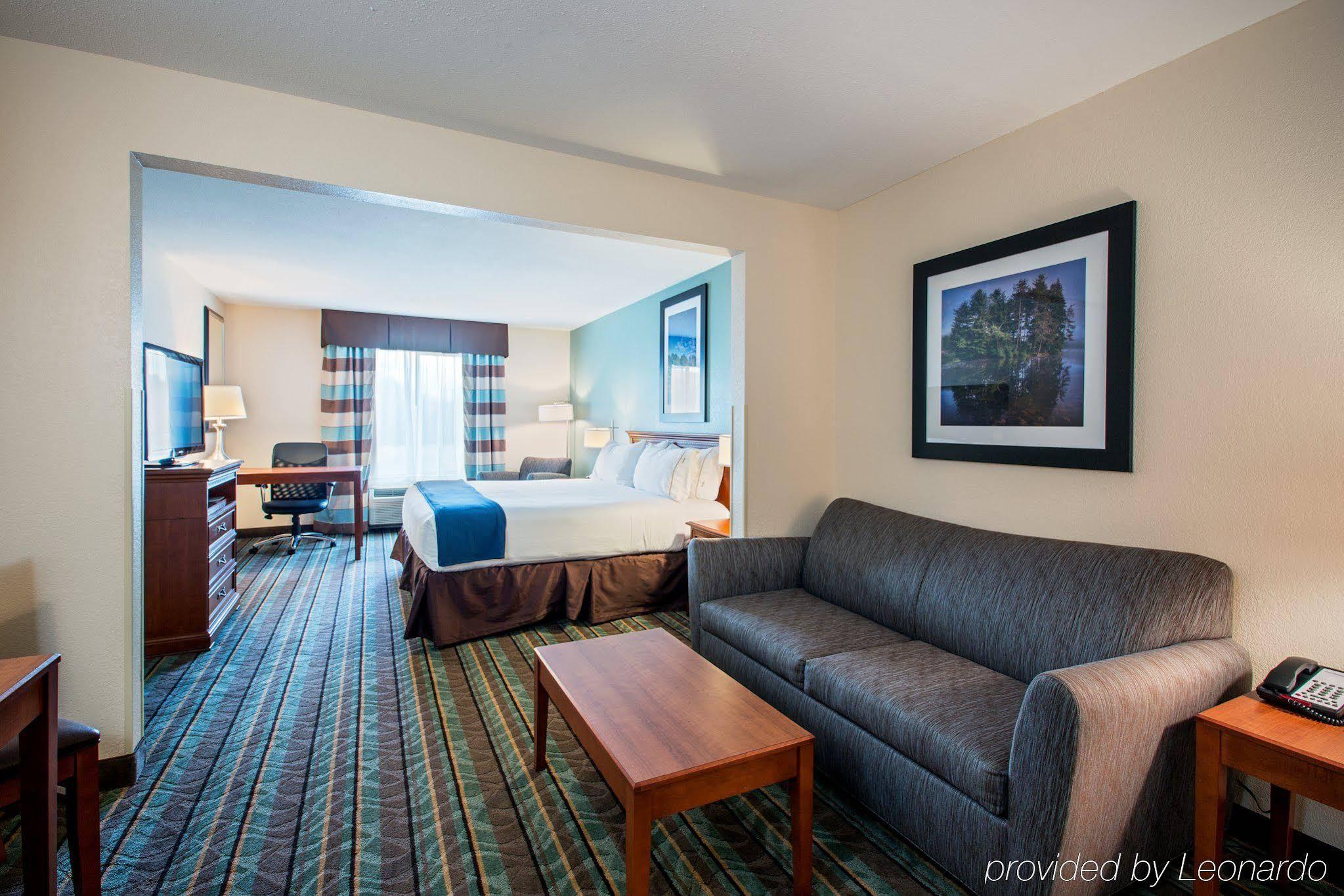 Holiday Inn Express & Suites Salamanca, An Ihg Hotel エクステリア 写真