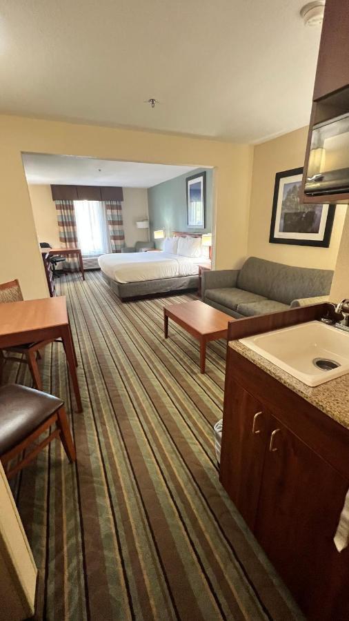 Holiday Inn Express & Suites Salamanca, An Ihg Hotel エクステリア 写真