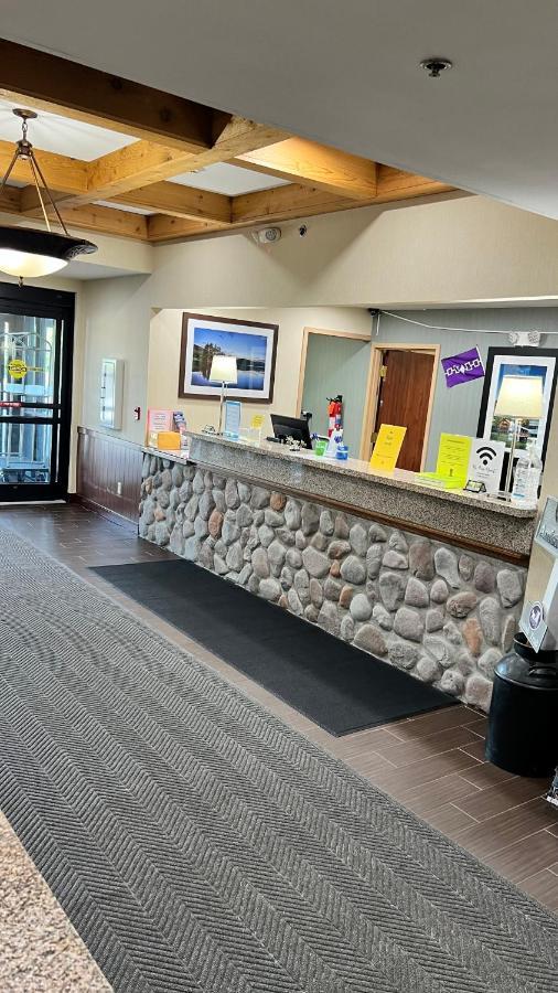 Holiday Inn Express & Suites Salamanca, An Ihg Hotel エクステリア 写真